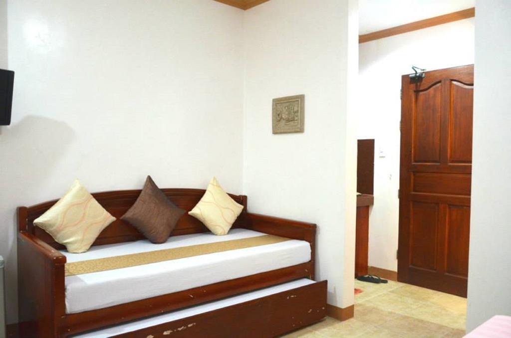 Casa D' Estrella Apartelle Balabag  Стая снимка