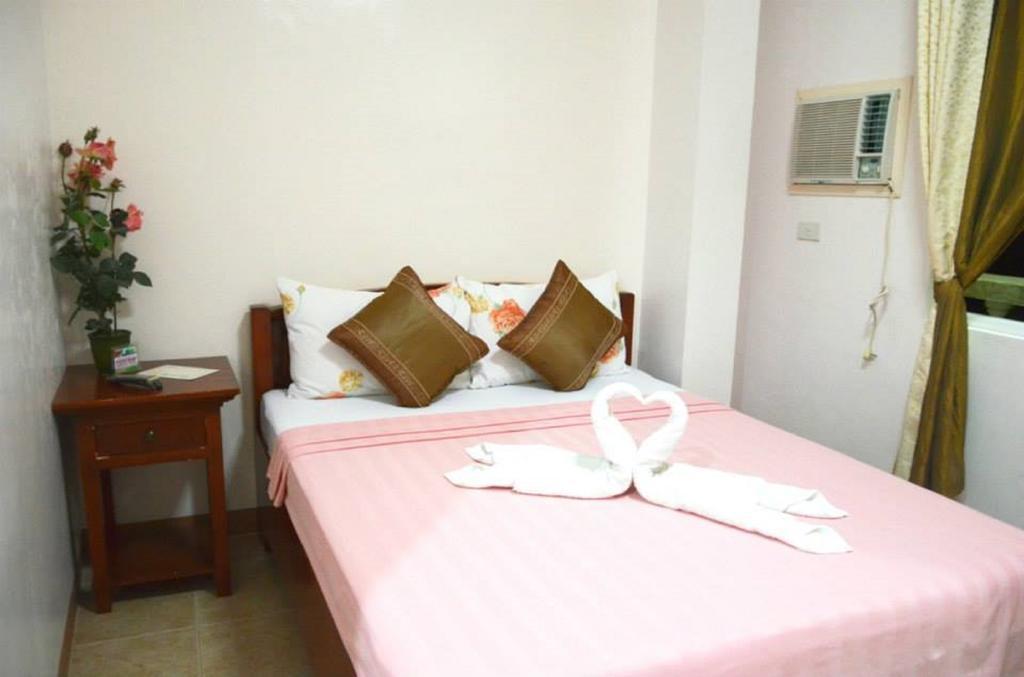 Casa D' Estrella Apartelle Balabag  Стая снимка