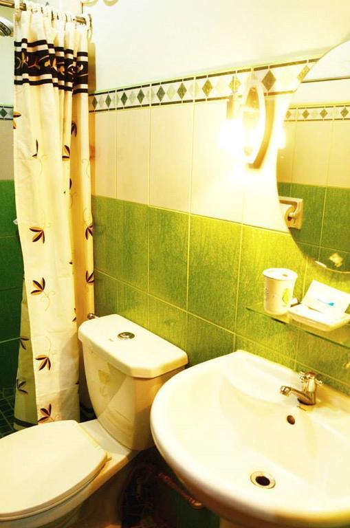 Casa D' Estrella Apartelle Balabag  Стая снимка