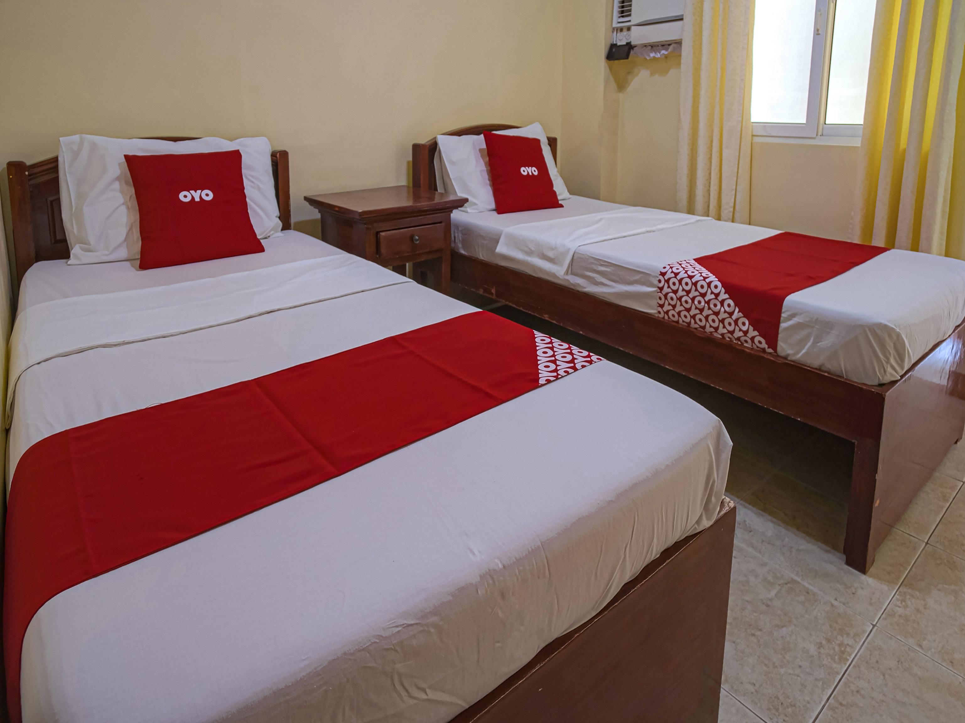 Casa D' Estrella Apartelle Balabag  Екстериор снимка