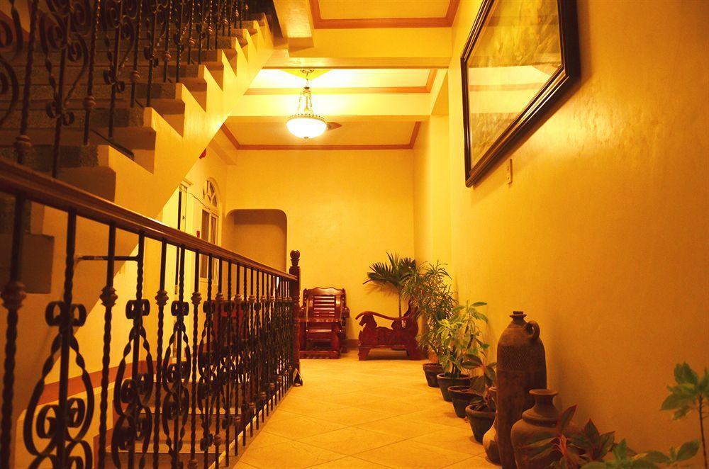 Casa D' Estrella Apartelle Balabag  Екстериор снимка